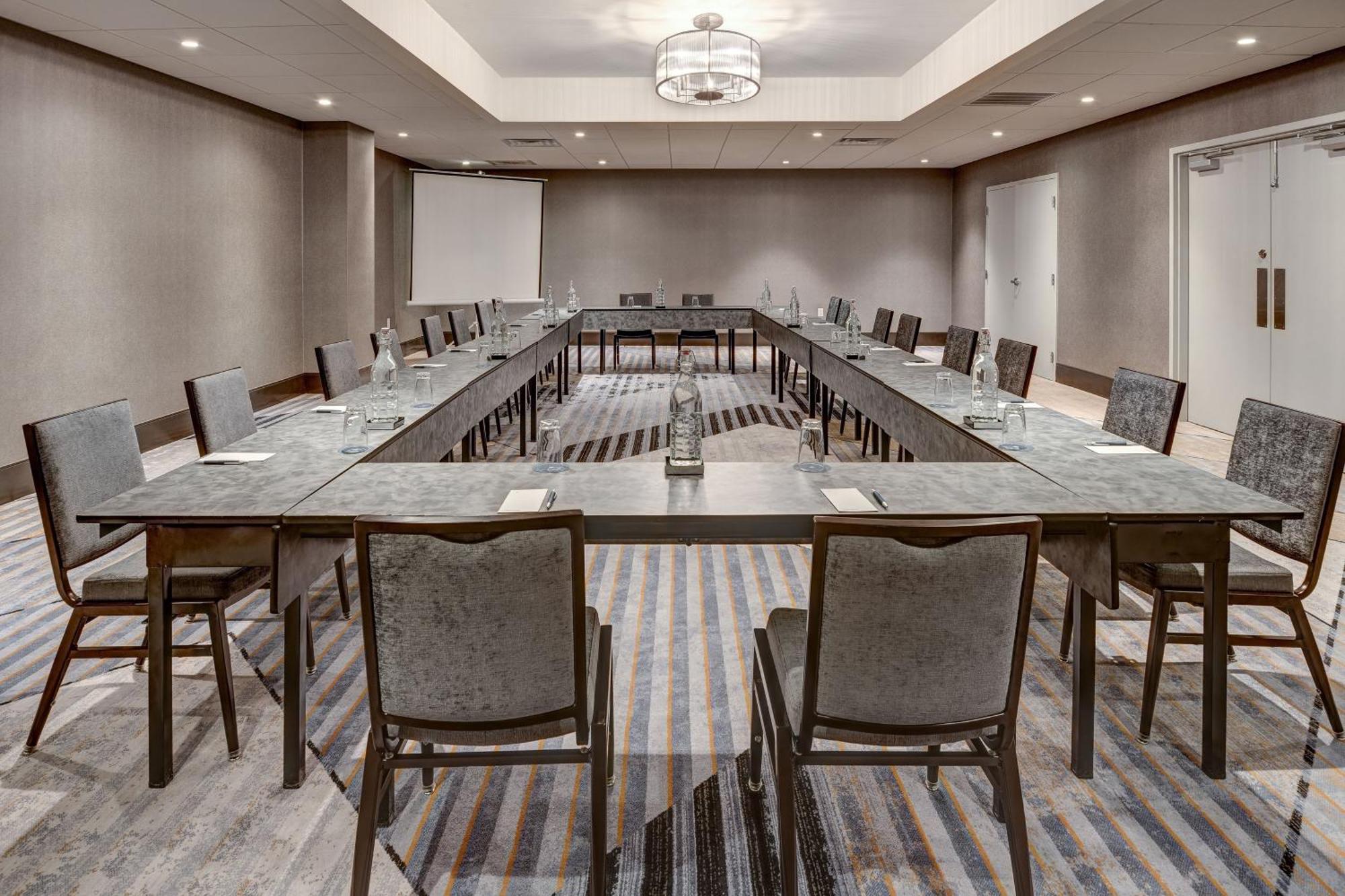 Sheraton Eatontown Hotel Buitenkant foto