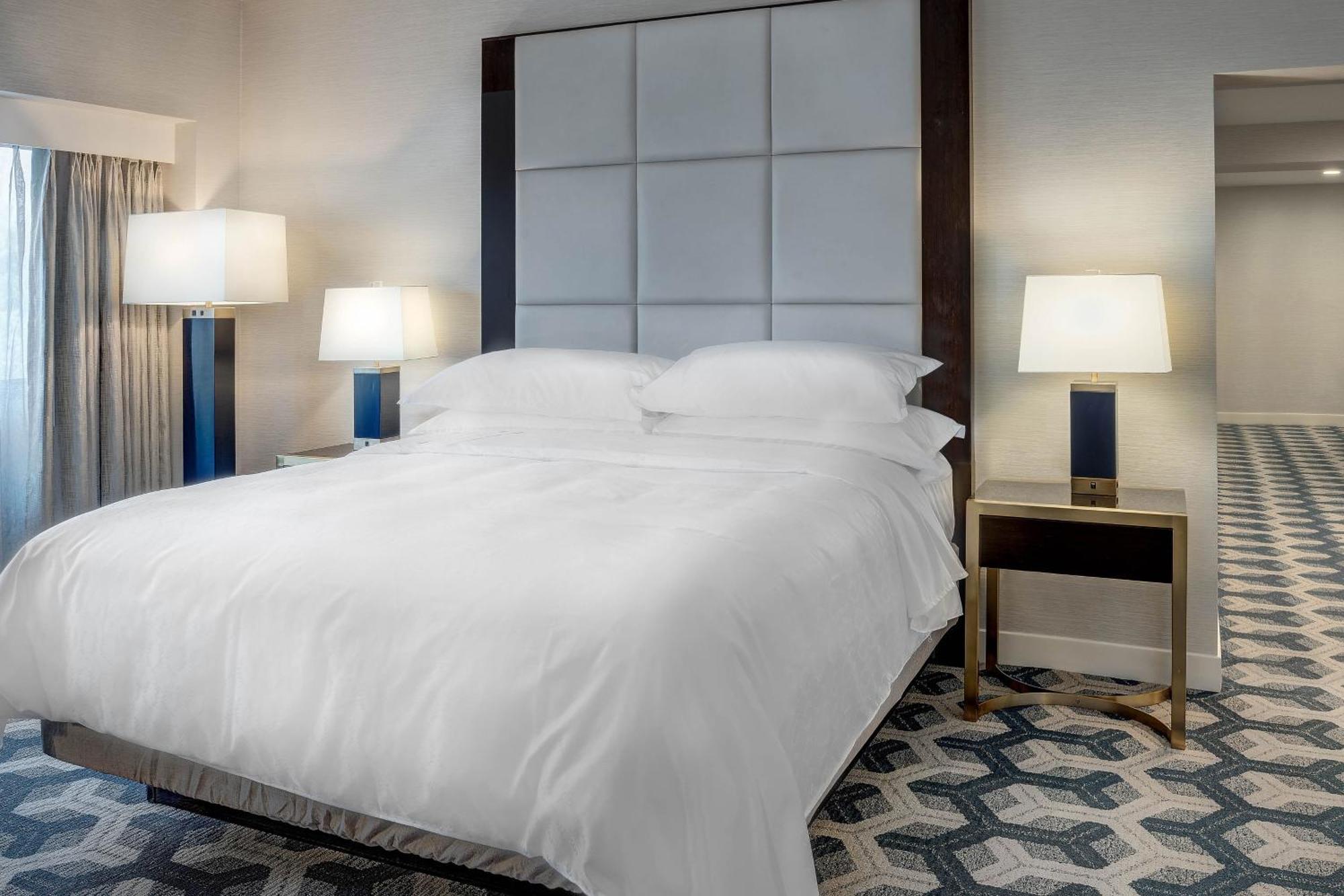 Sheraton Eatontown Hotel Buitenkant foto